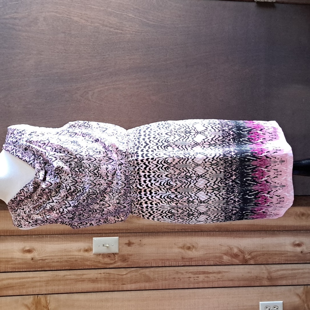 Dana Buchman size M dress, pink, black, white, tan